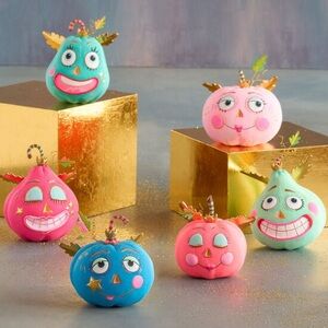 Glitterville Table top Pixie